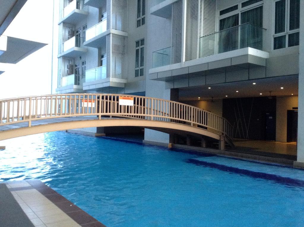 Homestay Johor Bahru Bagian luar foto